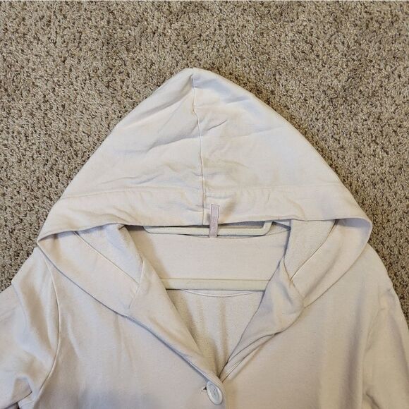 Rue 21 white hooded button-down jacket - Picture 11 of 11
